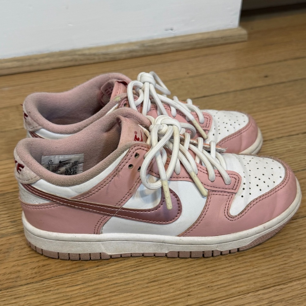 SOLD Nike Dunks, low, pink & white, size 3.5Y
